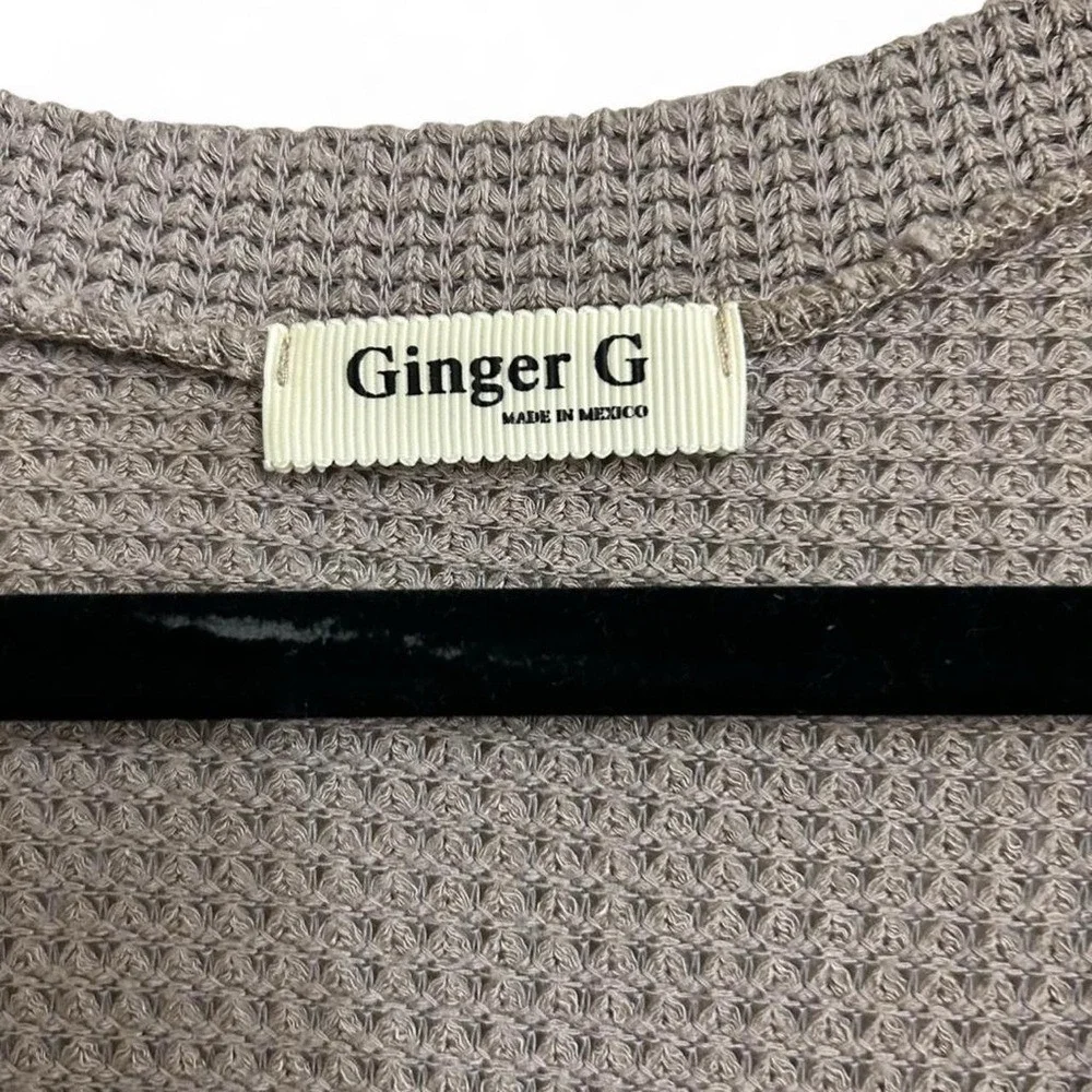 Excellent Ginger G Taupe Waffle Knit Top Womens Large Oversized V-Neck Thermal - Picture 3 of 8